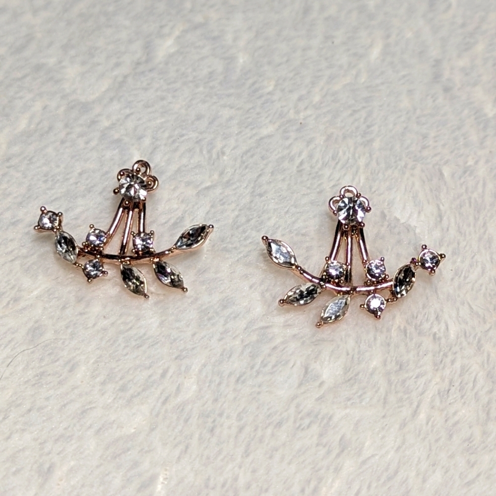 Elegant Rose Goldtone & Clear Crystal Pierced Earrings - Picture 9 of 9